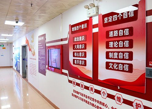 强化标杆引领，推进阵地建设